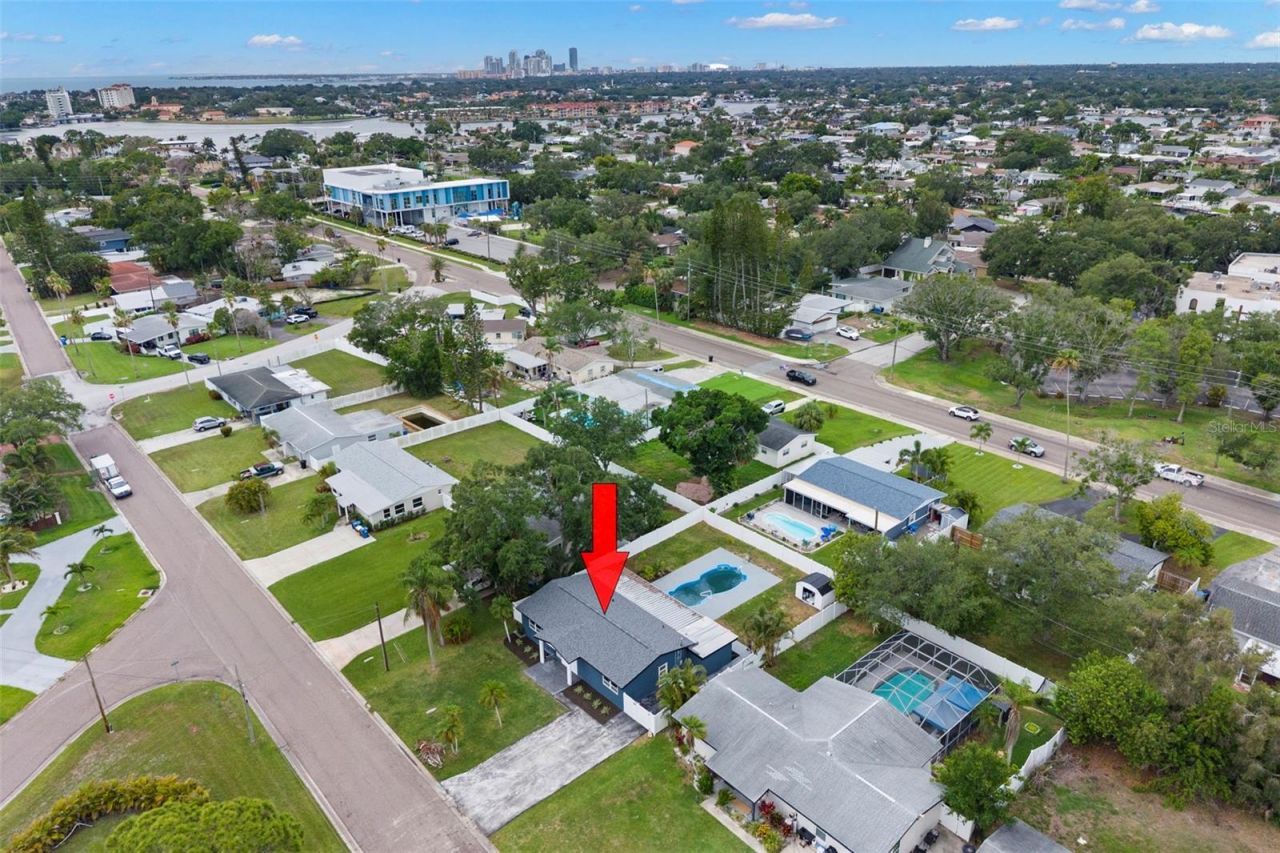 4430 Carson Street Ne, Saint Petersburg, FL 33703 Photo