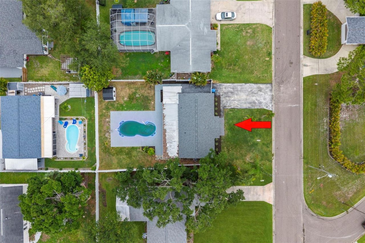 4430 Carson Street Ne, Saint Petersburg, FL 33703 Photo