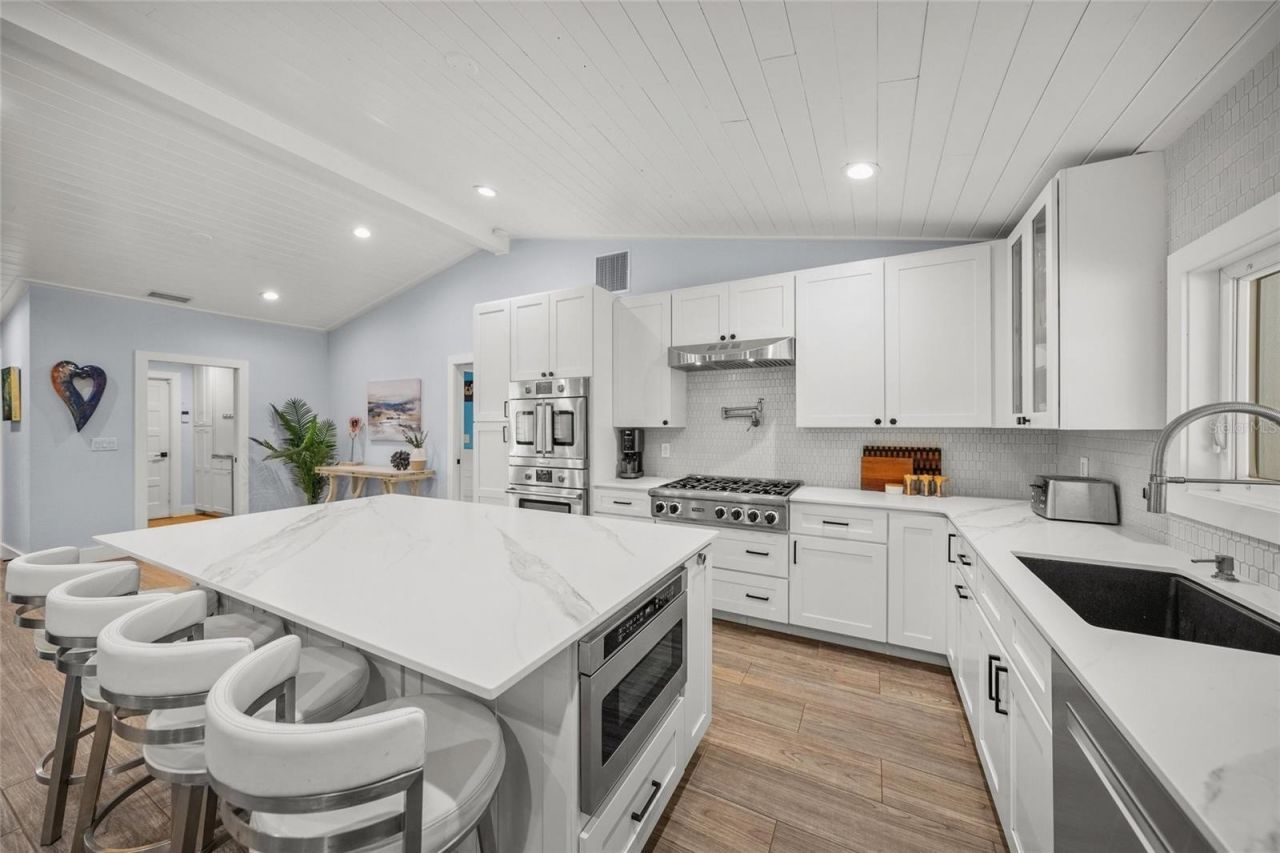 6207 93rd Street Circle E, Bradenton, FL 34202 Photo