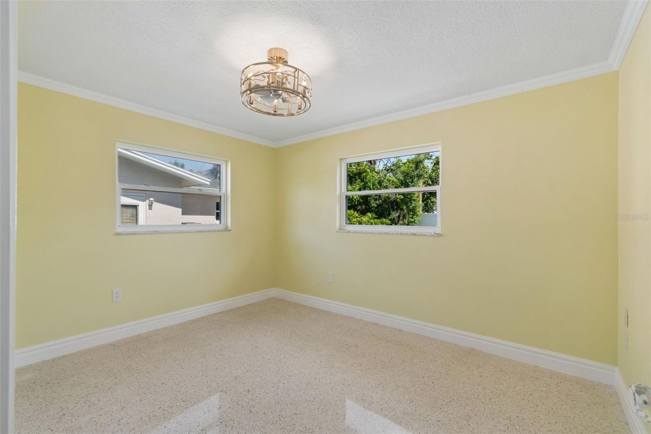 4388 50th Place S, Saint Petersburg, FL 33711 Photo