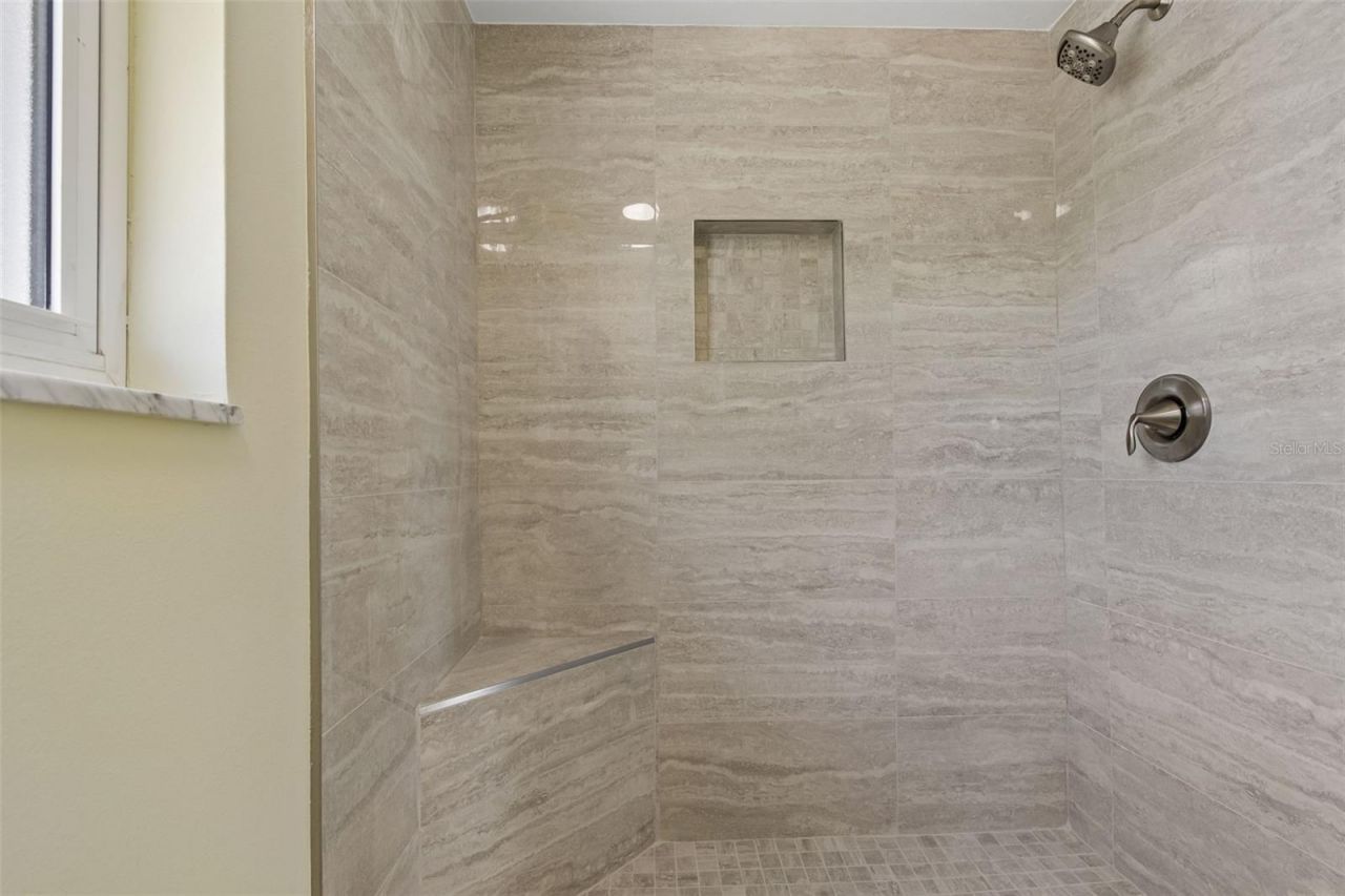 4388 50th Place S, Saint Petersburg, FL 33711 Photo