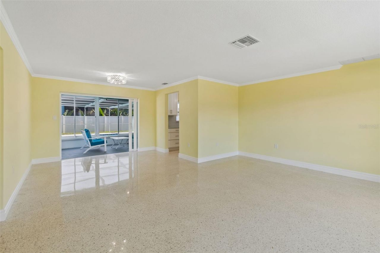4388 50th Place S, Saint Petersburg, FL 33711 Photo