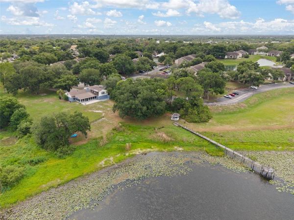 498 LAKEWOOD DRIVE , BRANDON, FL 33510