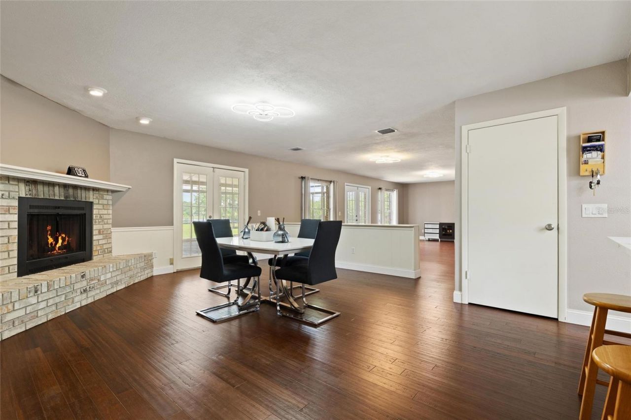 498 Lakewood Drive , Brandon, FL 33510 Photo