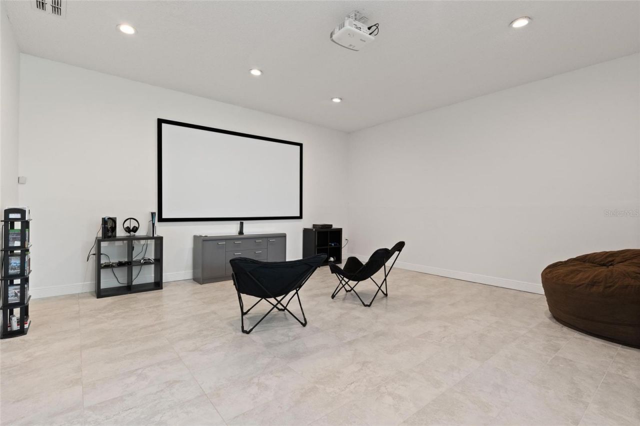 498 Lakewood Drive , Brandon, FL 33510 Photo