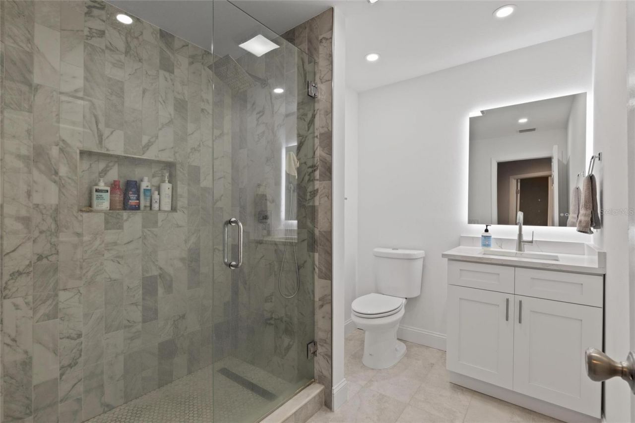 498 Lakewood Drive , Brandon, FL 33510 Photo