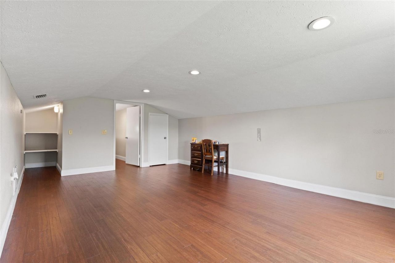 498 Lakewood Drive , Brandon, FL 33510 Photo