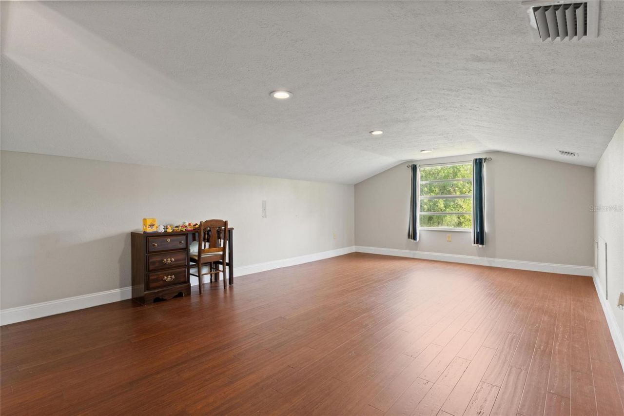 498 Lakewood Drive , Brandon, FL 33510 Photo