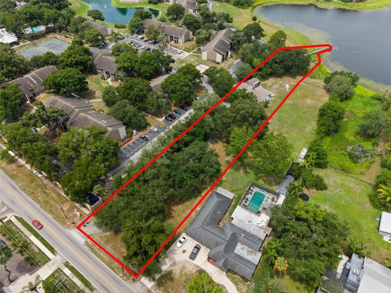 498 Lakewood Drive , Brandon, FL 33510 Photo