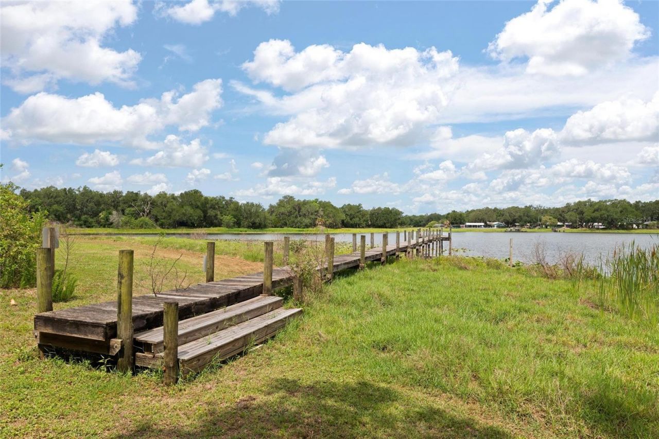 498 Lakewood Drive , Brandon, FL 33510 Photo