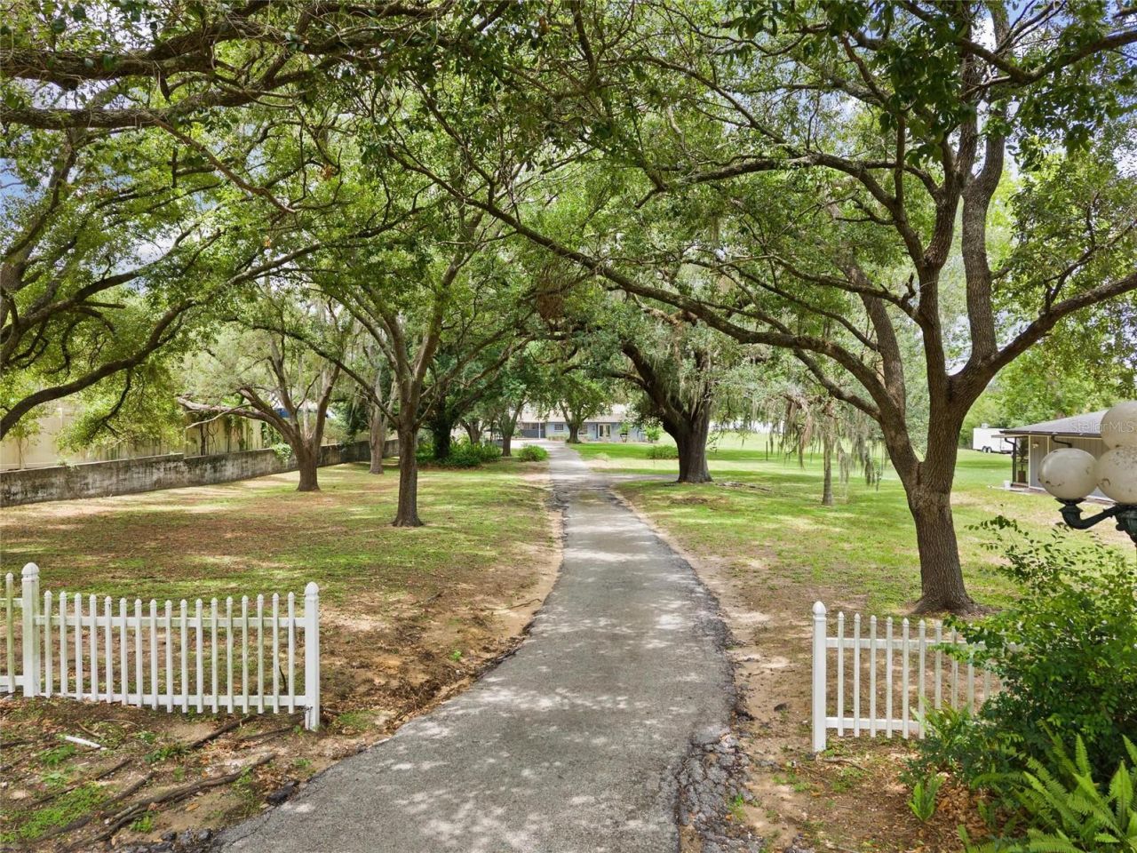 498 Lakewood Drive , Brandon, FL 33510 Photo