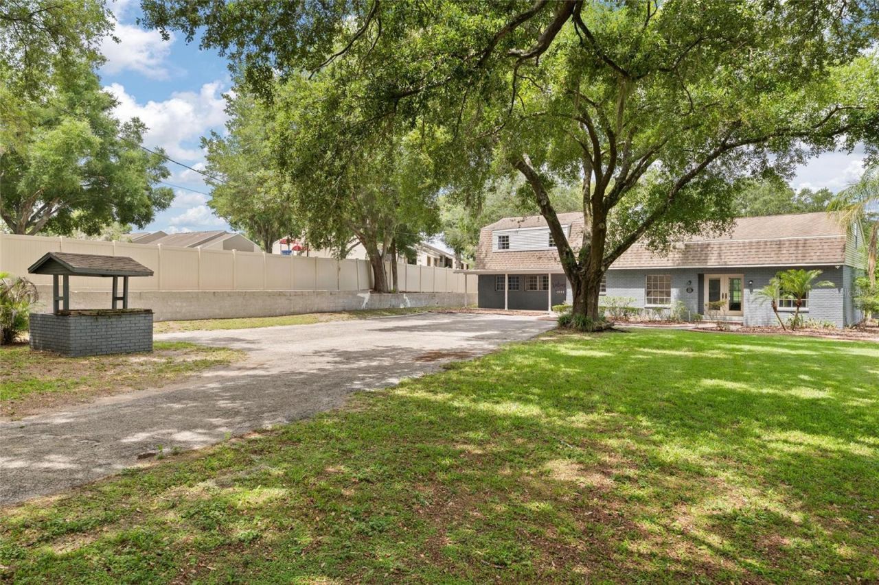 498 Lakewood Drive , Brandon, FL 33510 Photo