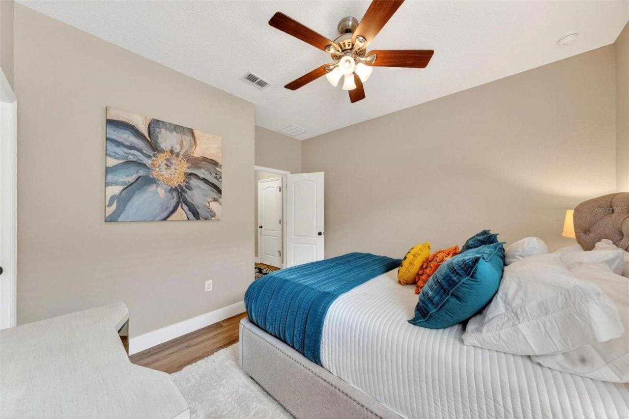 4025 Lake Bosse View Drive , Orlando, FL 32810 Photo