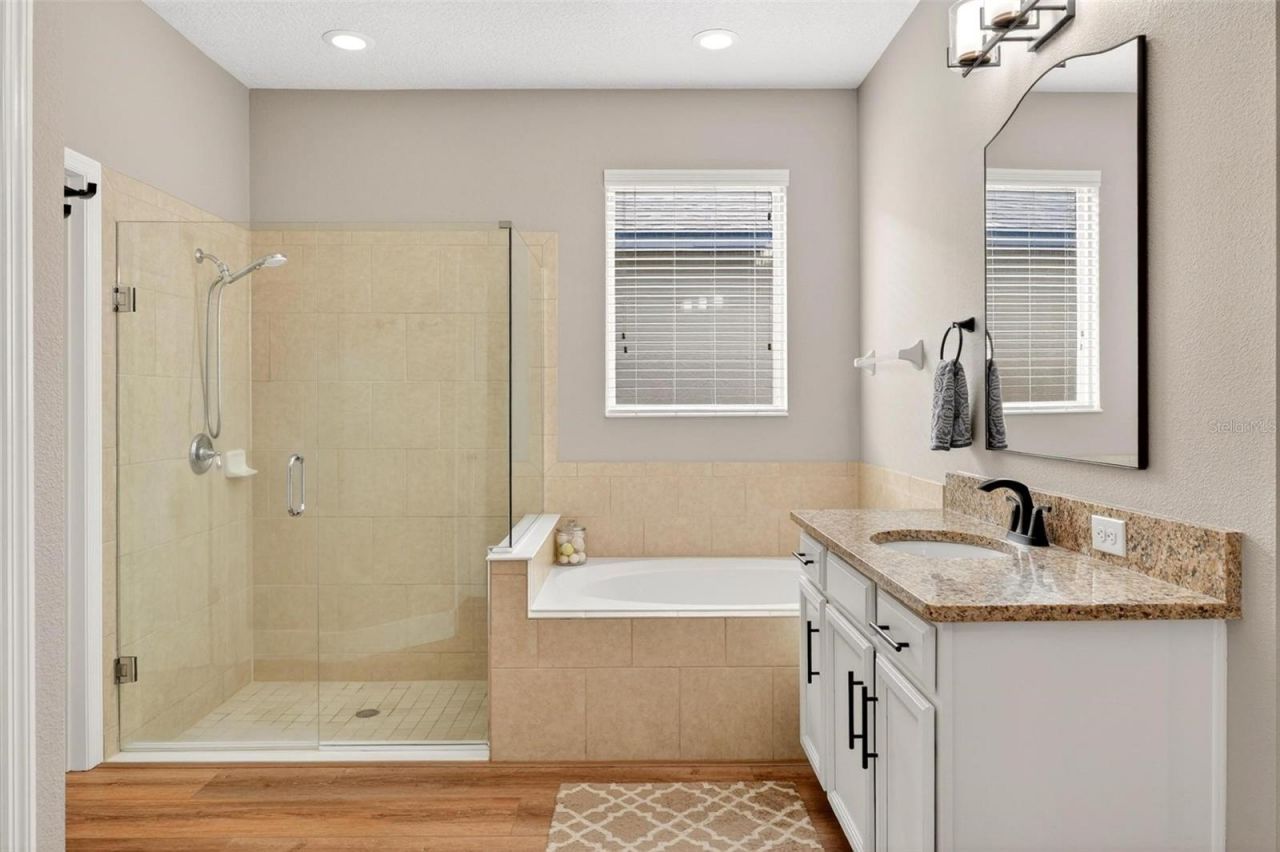 4025 Lake Bosse View Drive , Orlando, FL 32810 Photo