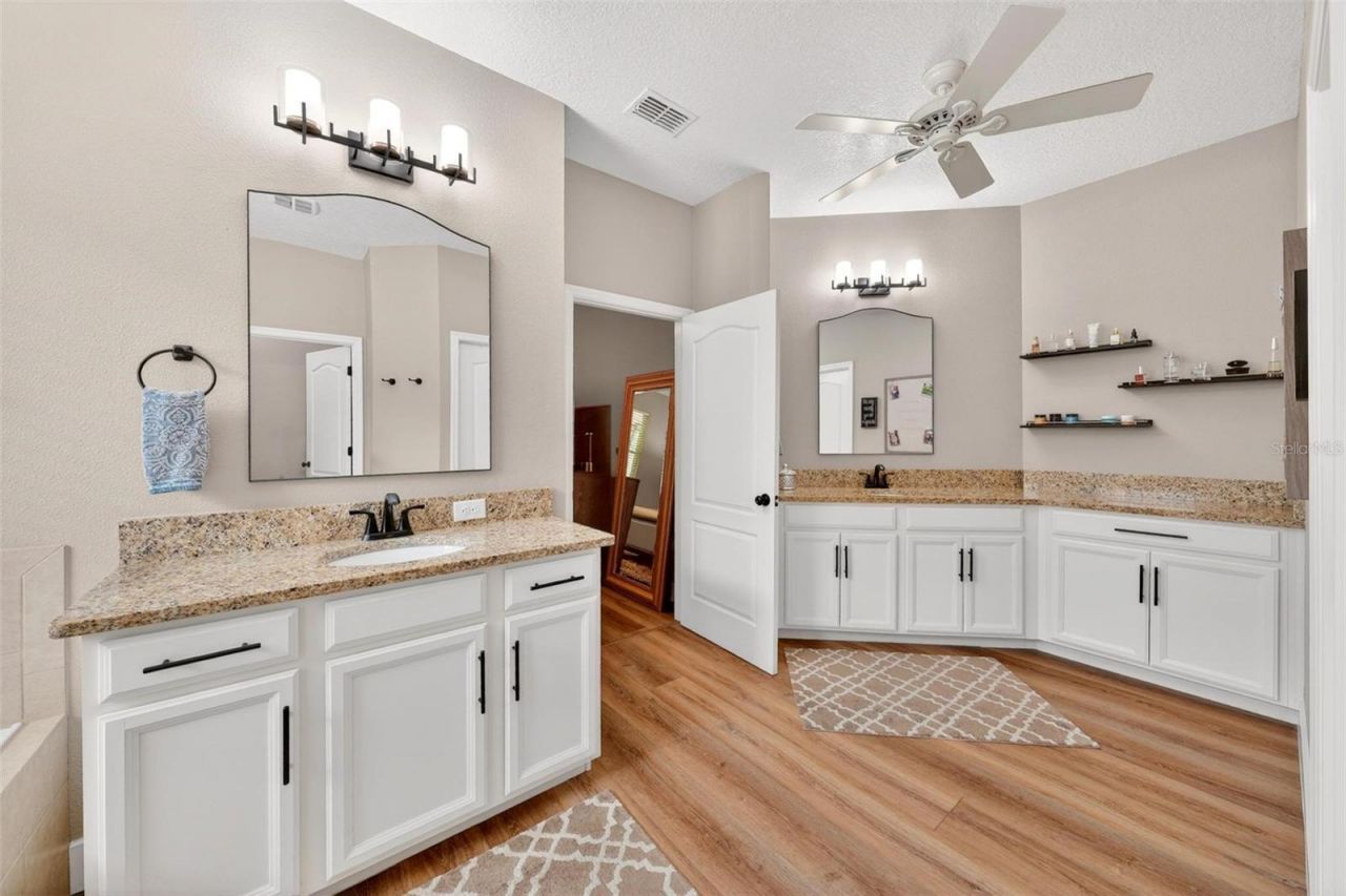4025 Lake Bosse View Drive , Orlando, FL 32810 Photo