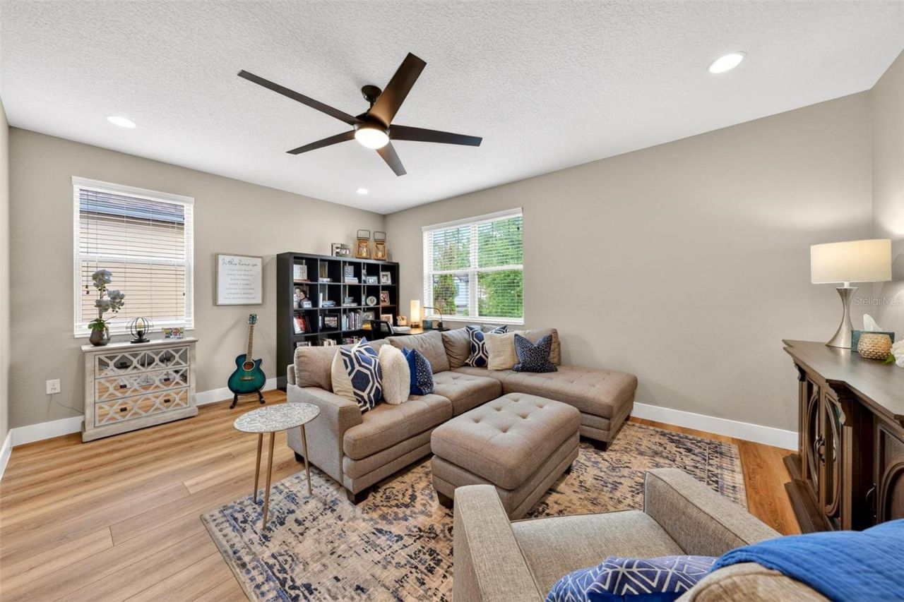 4025 Lake Bosse View Drive , Orlando, FL 32810 Photo