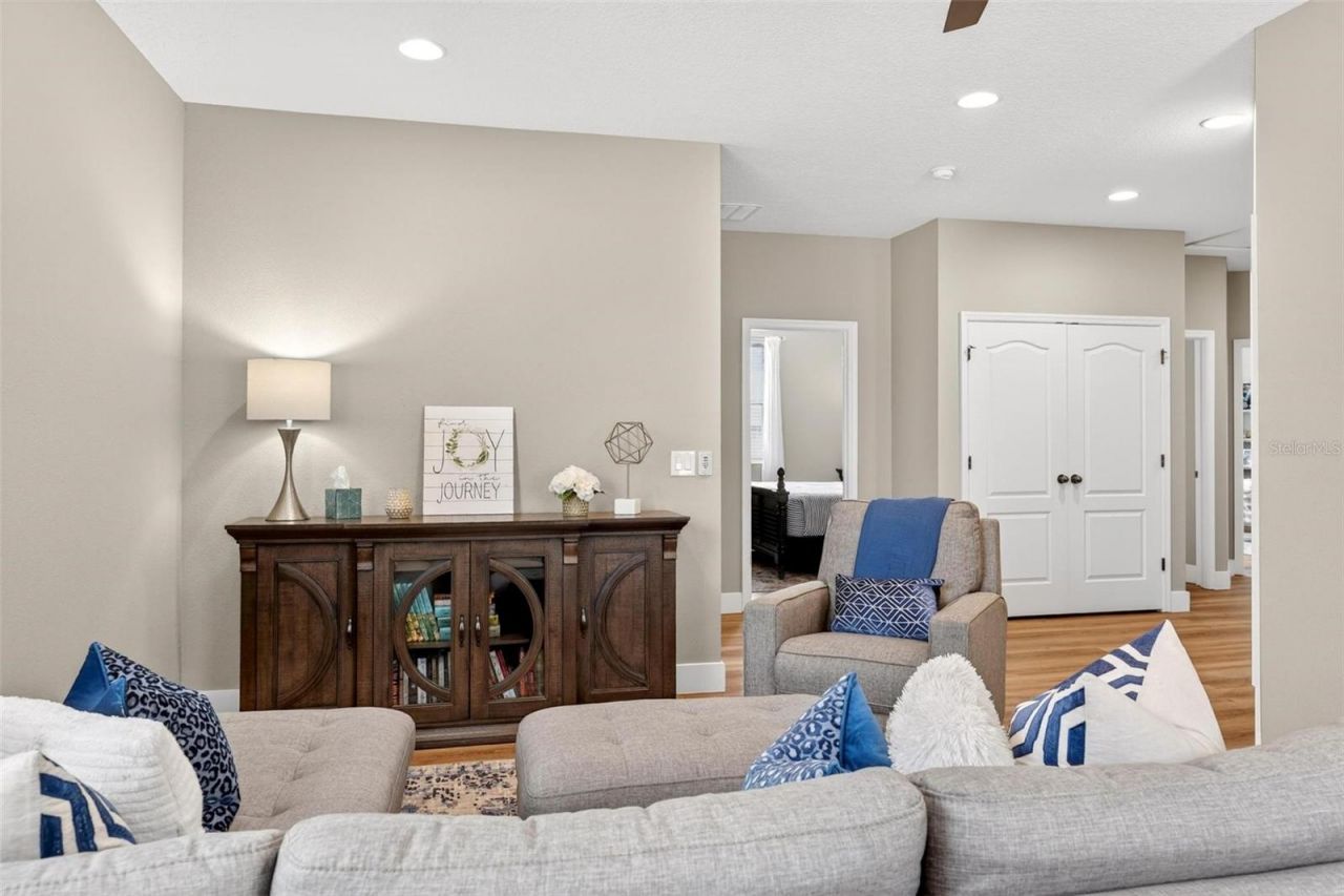 4025 Lake Bosse View Drive , Orlando, FL 32810 Photo