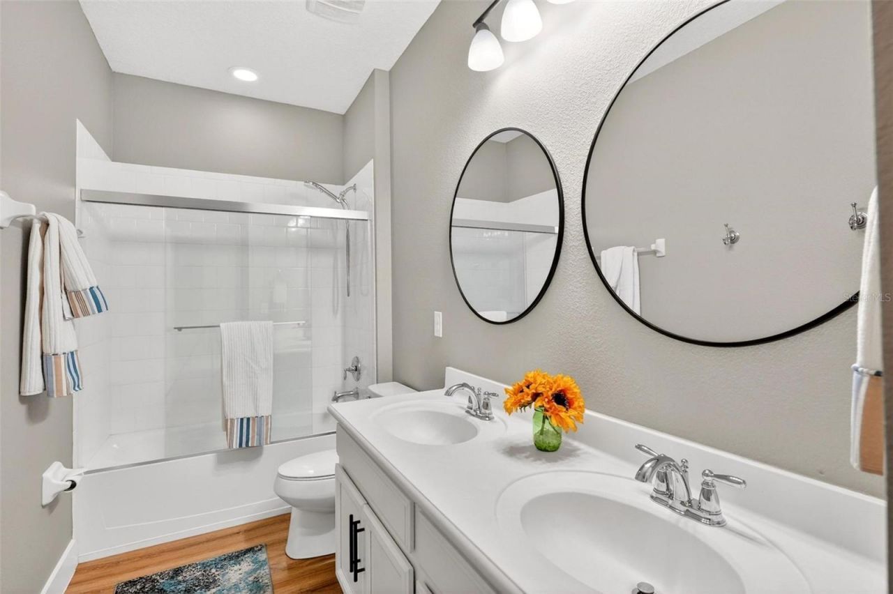 4025 Lake Bosse View Drive , Orlando, FL 32810 Photo