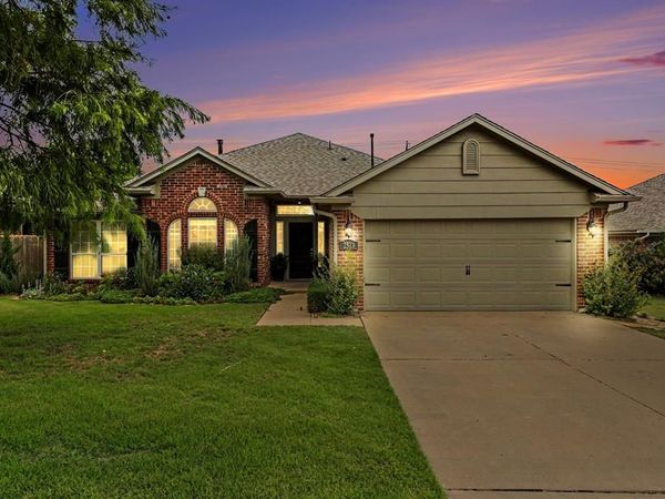 2513 Broadwell Oaks Drive, Norman, OK 73071