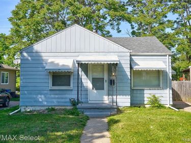 4305 Pengelly Road, Flint, MI 48507
