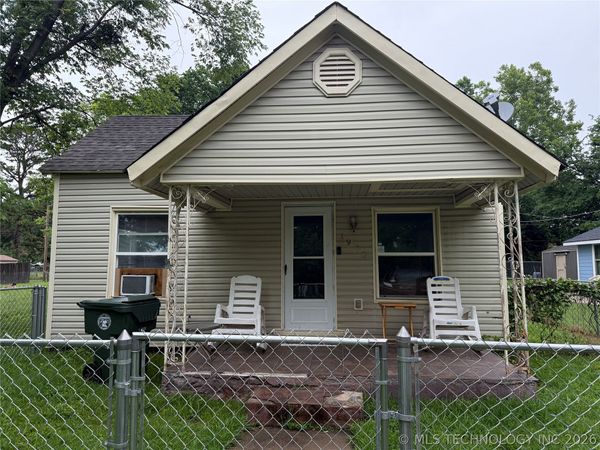 1906 Sallie Street , Muskogee, OK 74403