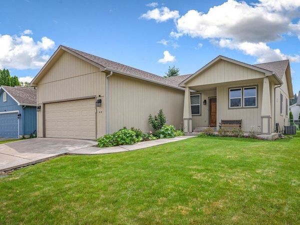17604 E 3rd Ln, Greenacres, WA 99016