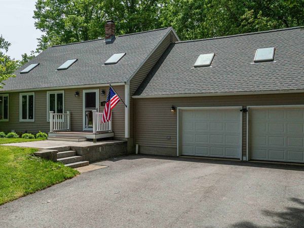 15 birnum woods Road, Stratham, NH 03885