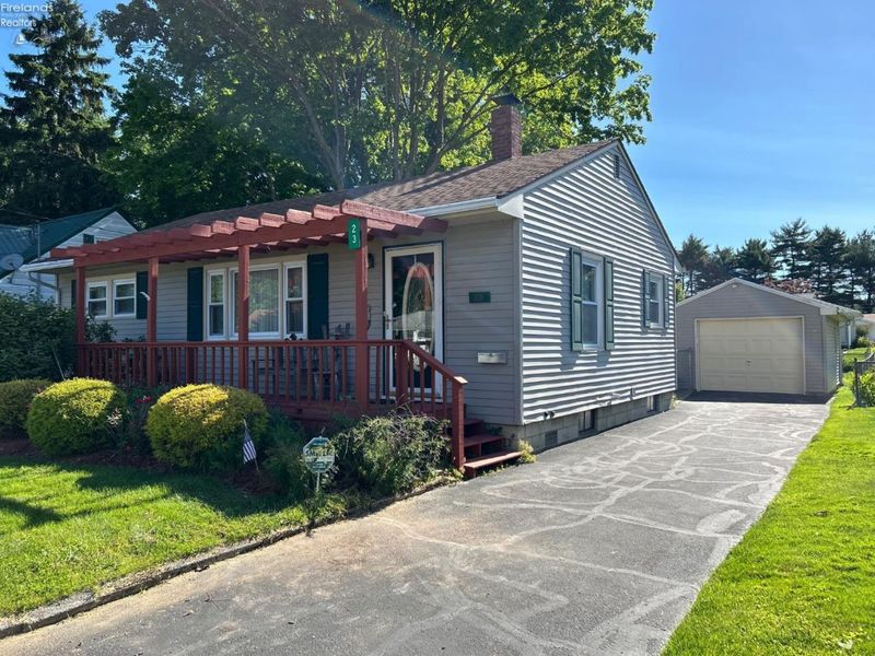 23 Homewood, Norwalk, OH 44857 Photo 1