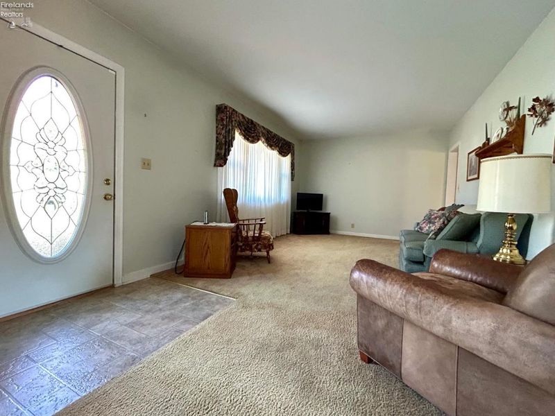 23 Homewood, Norwalk, OH 44857 Photo 10