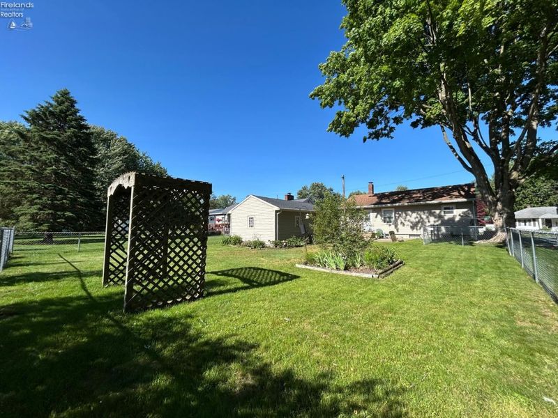 23 Homewood, Norwalk, OH 44857 Photo 5