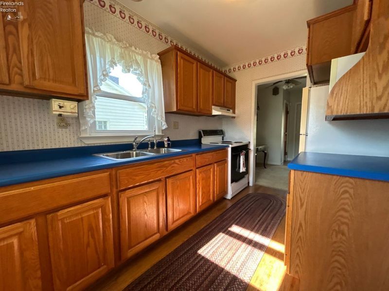 23 Homewood, Norwalk, OH 44857 Photo 7