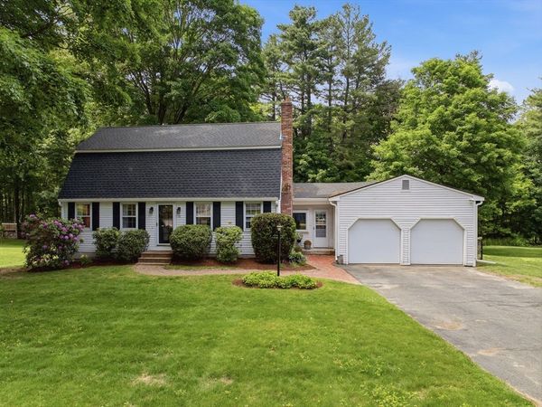 10 Arnold Road, Framingham, MA 01701