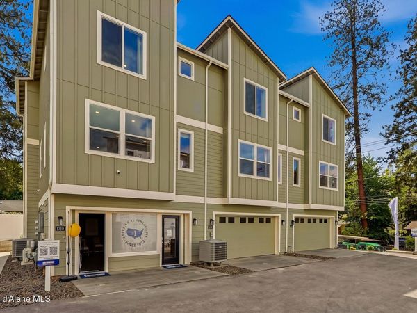 1123 W Pinewood Loop , Coeur d'Alene, ID 83814
