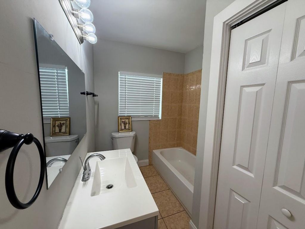 1010 Mayflower Road, Fort Pierce, FL 34950 Photo