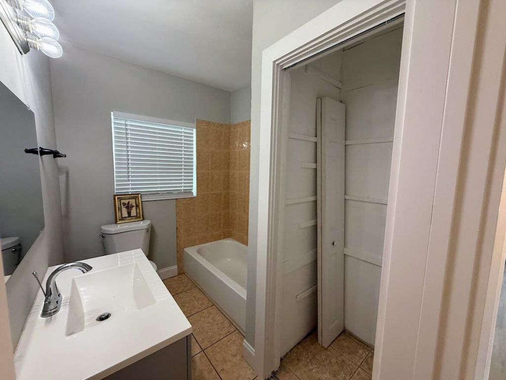 1010 Mayflower Road, Fort Pierce, FL 34950 Photo