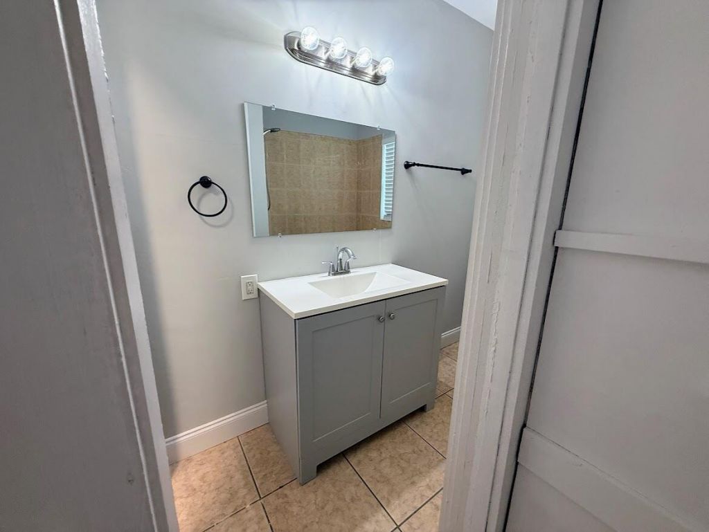 1010 Mayflower Road, Fort Pierce, FL 34950 Photo