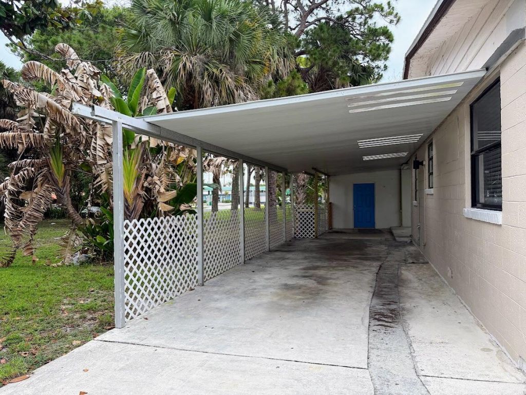 1010 Mayflower Road, Fort Pierce, FL 34950 Photo