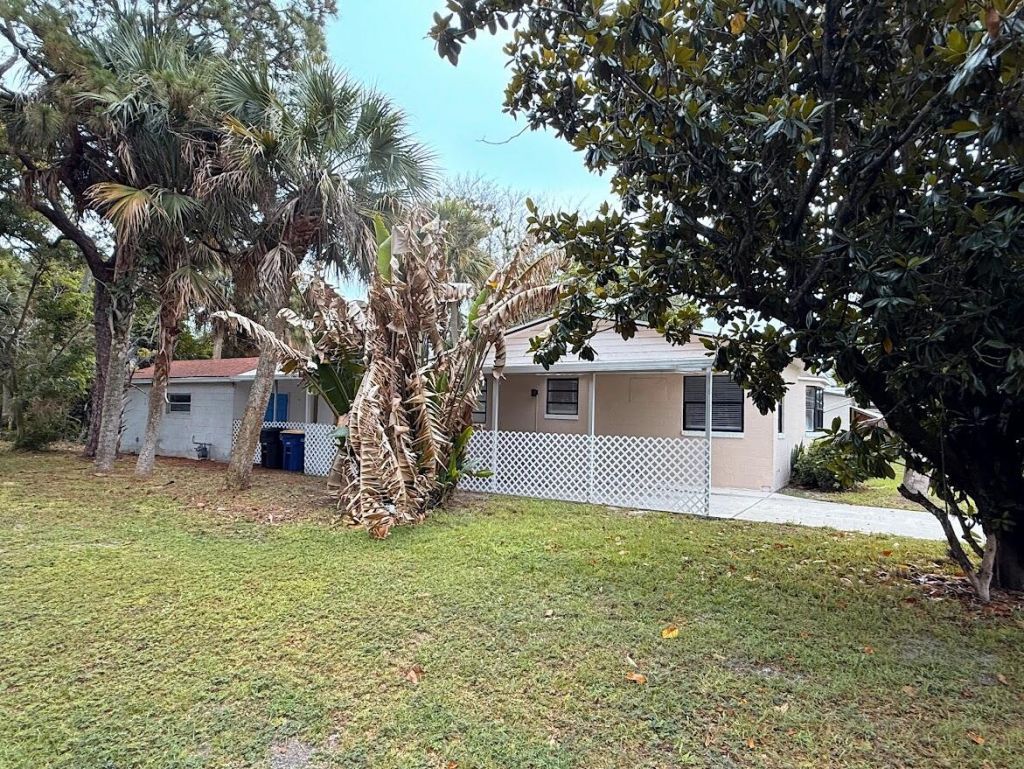 1010 Mayflower Road, Fort Pierce, FL 34950 Photo