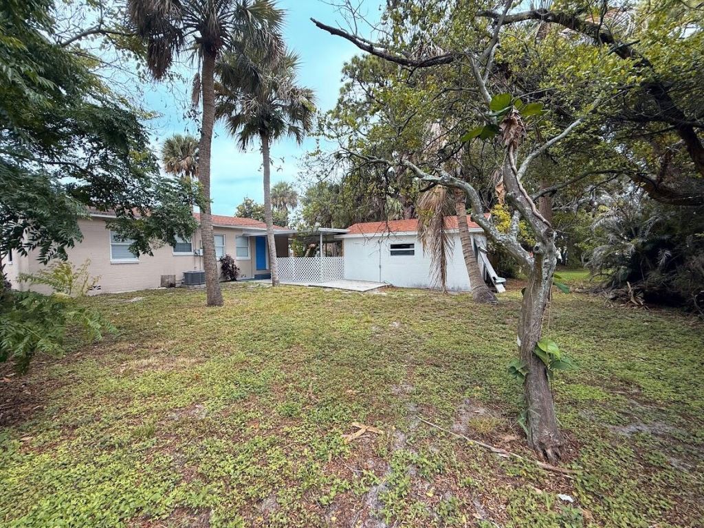1010 Mayflower Road, Fort Pierce, FL 34950 Photo