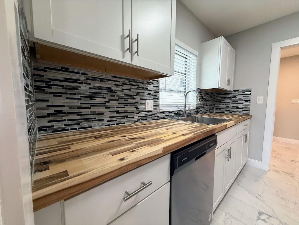 1010 Mayflower Road, Fort Pierce, FL 34950 Photo