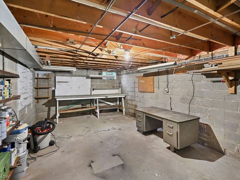 2438 Lyndon Drive , Green, OH 44685 Photo 29