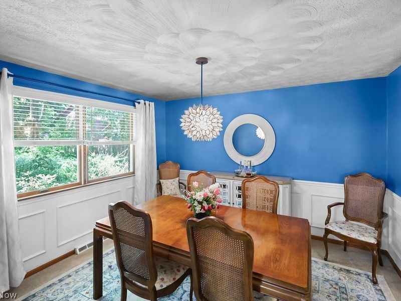 2438 Lyndon Drive , Green, OH 44685 Photo 9