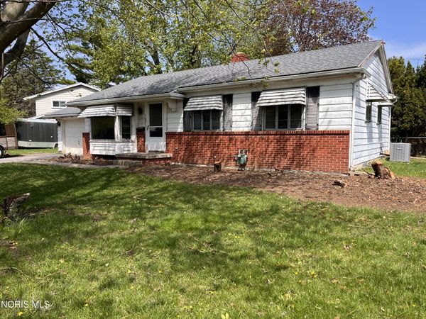 3714 Dewlawn Drive, Toledo, OH 43614
