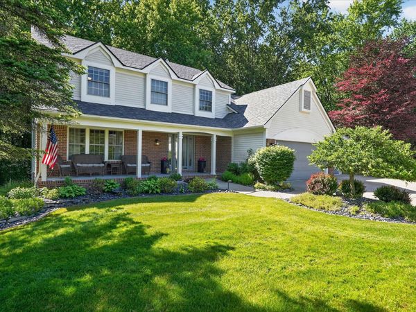 4022 Dun Rovin Court, Commerce Twp, MI 48382