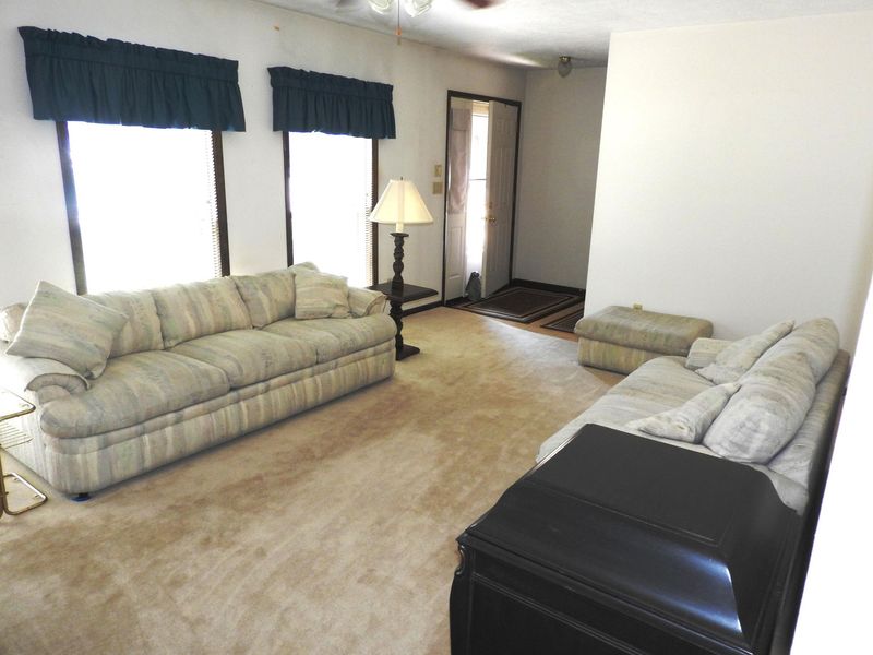 4024 Loop Drive, Englewood, OH 45322 Photo 3