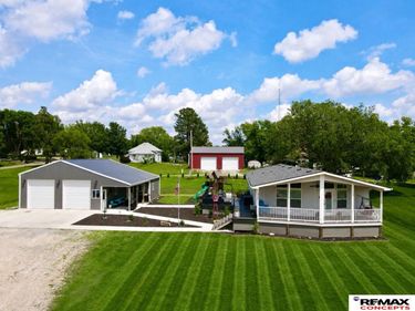 310 John Street, Odell, NE 68415