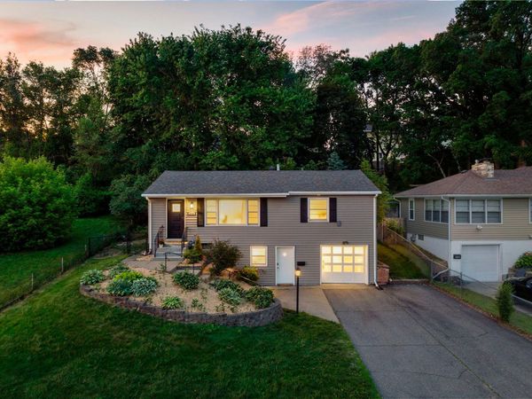 2736 Mcnair Drive N, Robbinsdale, MN 55422