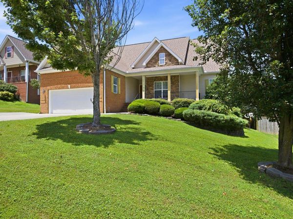 178 Kailors Cove Circle, Ringgold, GA 30736