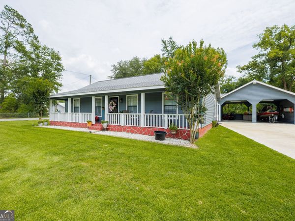 11 Morgan St, Homerville, GA 31634