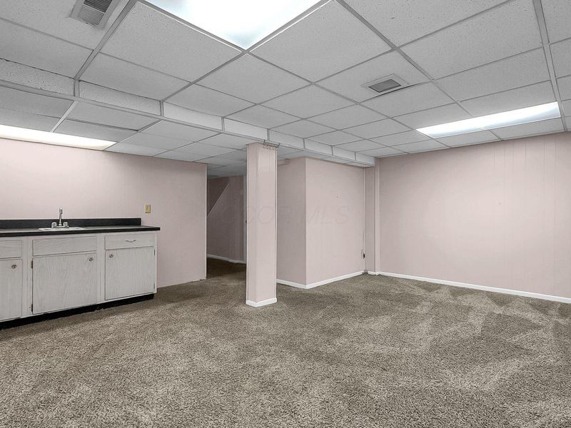 2278 Wadsworth Drive, Unit D, Columbus, OH 43232 Photo 22